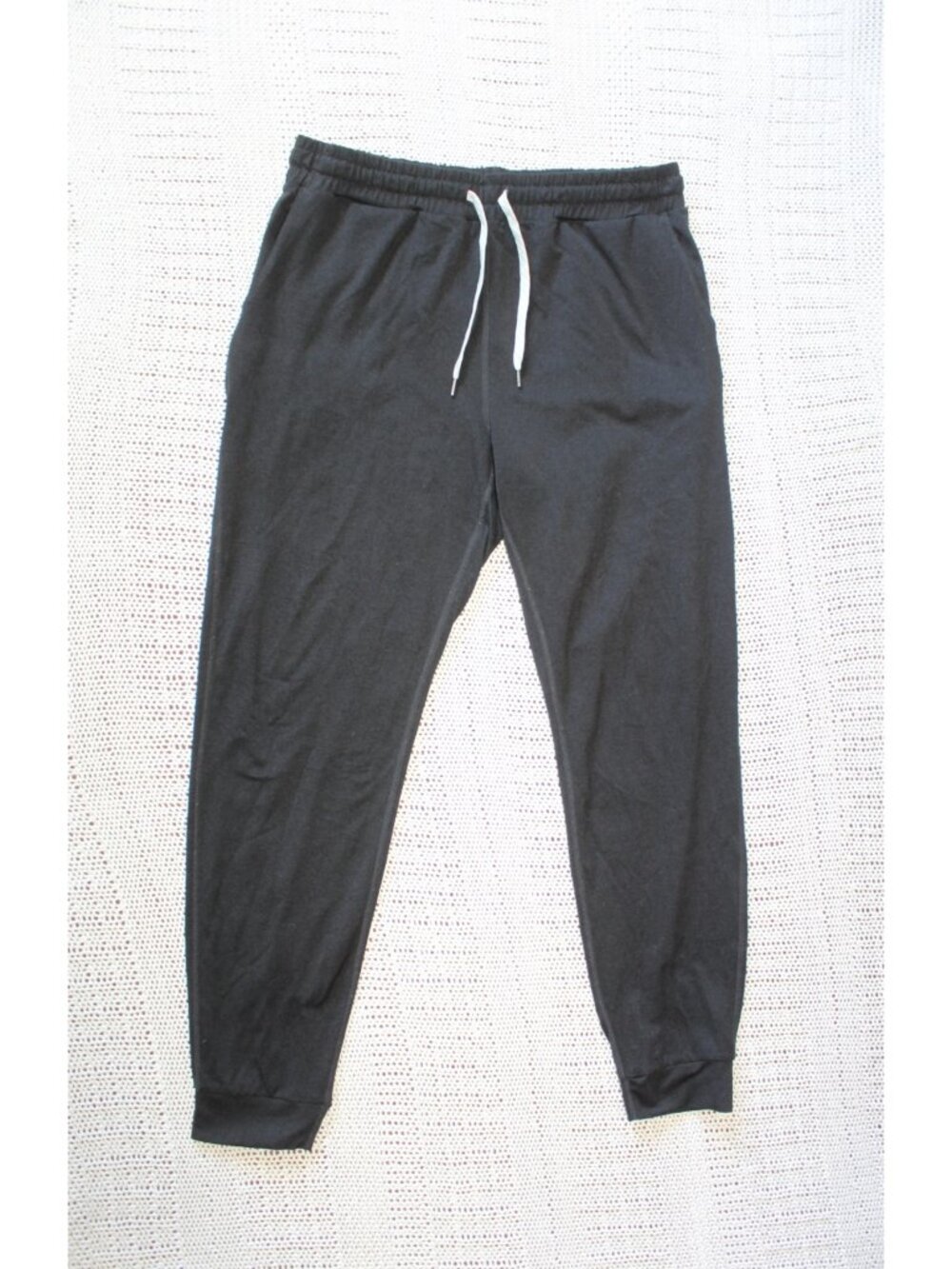 Vuori Performance Women's Jogger size Large Charcoal VW303-L Gym Sport Outdoor